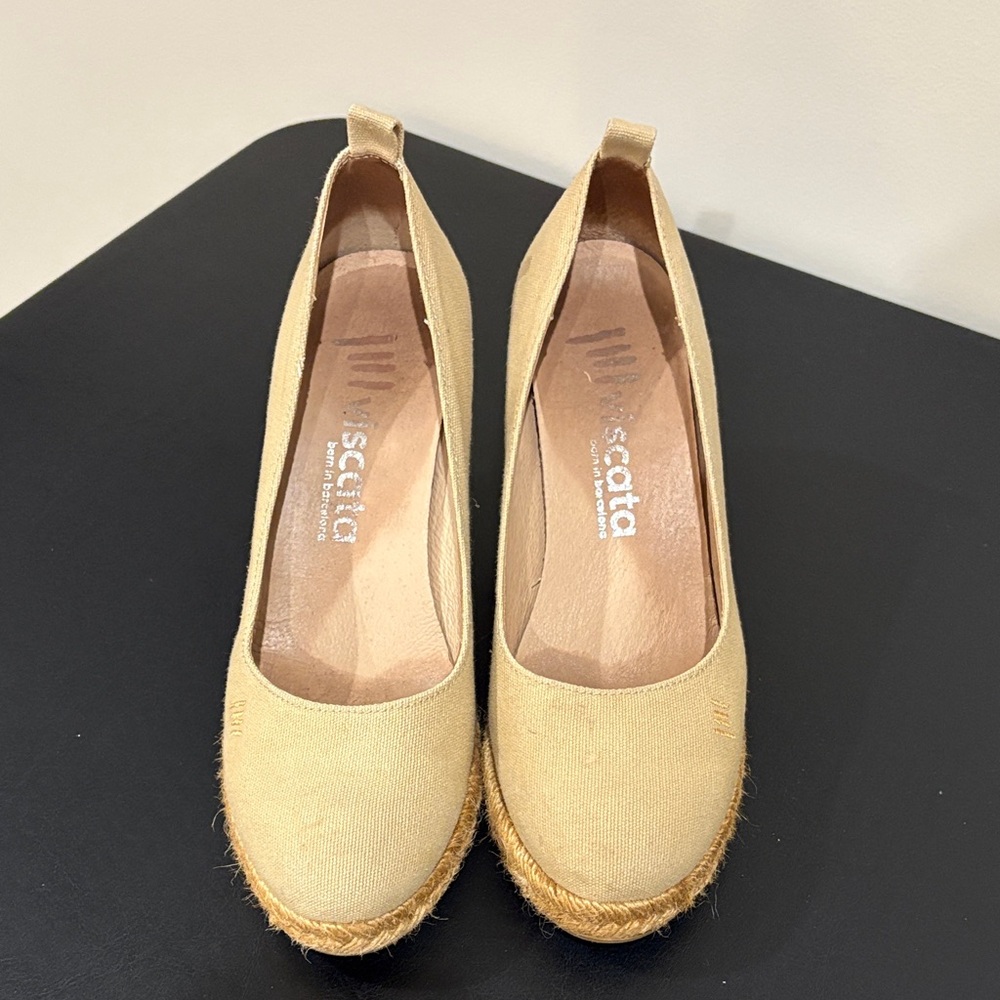 Elegant Tan Wedge Espadrilles - Picture 2 of 4